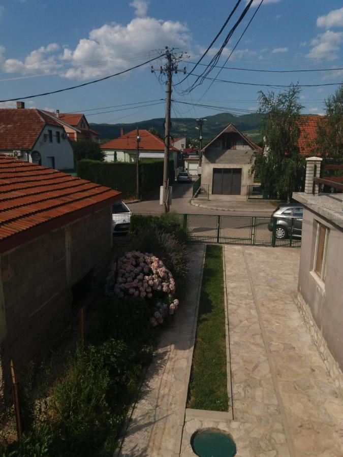Apartman Mila I Kaja Nikšić Eksteriør billede